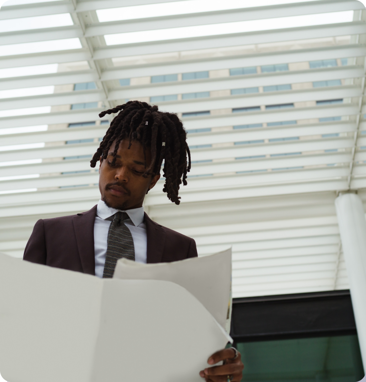 Streamline your expenses and spend your earnings